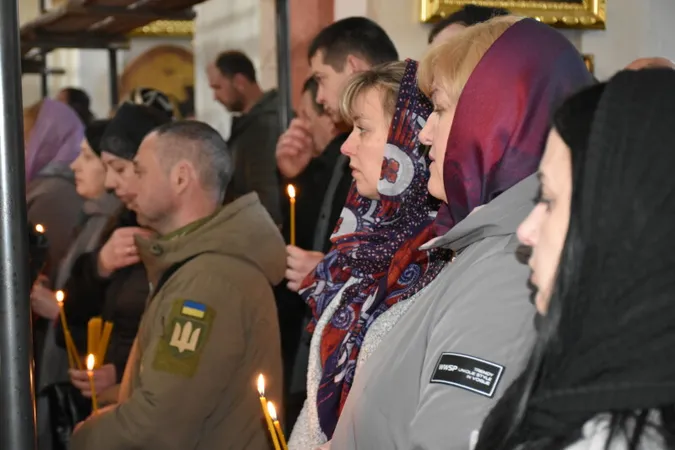 Страшний день: Луцьк прощається з трьома Героями (відео)