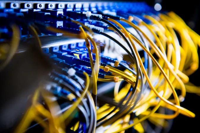 Спритні лучани заробляли на міжнародних телефонних дзвінках