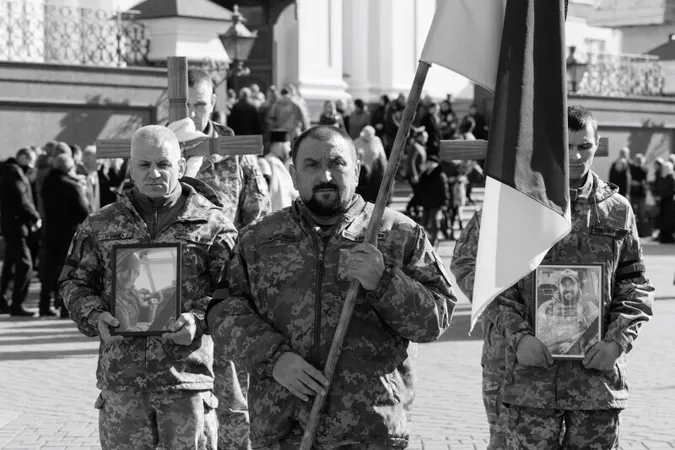 У Луцьку попрощалися з Юрієм Оверчуком та Олександром Пашківським (фото)