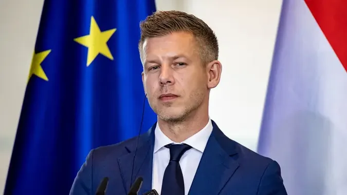 Угорщина заблокувала ще два переговорні кластери для вступу України до ЄС
