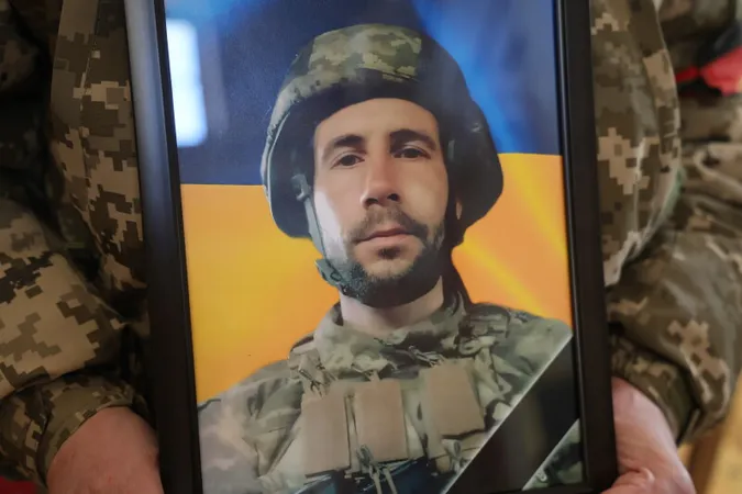 У Луцьку пропрощалися з воїнами Андрієм Максименком та Віталієм Куделею