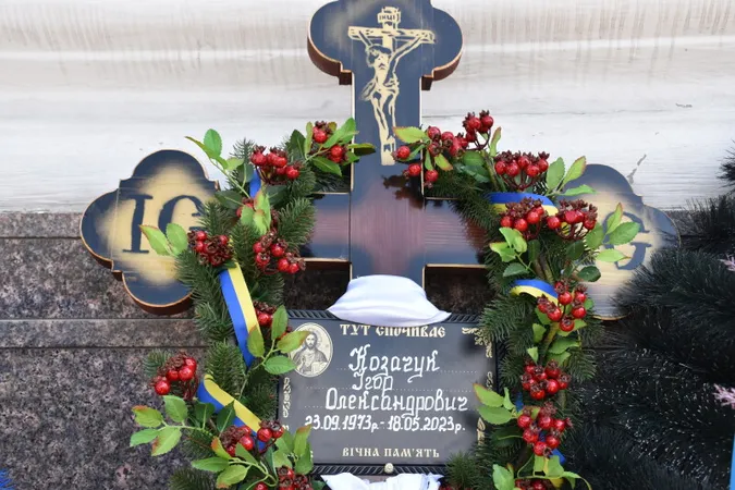 У Луцьку попрощалися із загиблим воїном Ігорем Козачуком (фото)
