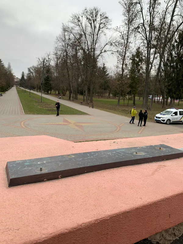 У Луцьку вандали зламали Хвацька і Прудка (фото, відео)