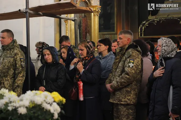 «Був доброю душею»: у  Луцьку попрощалися із воїном Юрієм Сапожником (фото, відео)