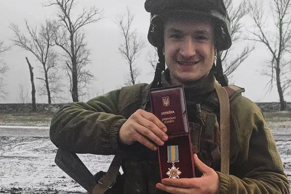 Після фронту – за камеру: ветеран із Волині фотографує молодь і своїх побратимів (фото)