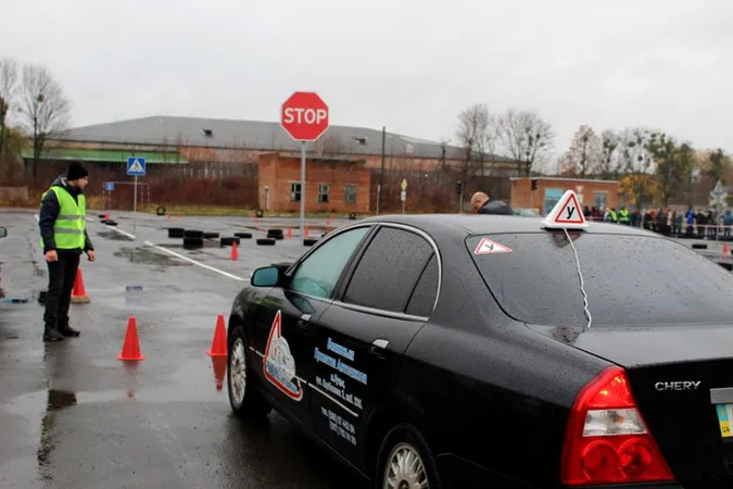 За луцький автодром сплачують 600 гривень на місяць. Поліщук хоче 10 тисяч