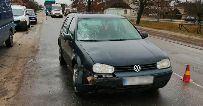 На Ковельщині Volkswagen «наздогнав» 63-річного велосипедиста (фото, відео)
