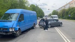 У Луцьку на Конякіна Volkswagen влетів у BMW (фото)