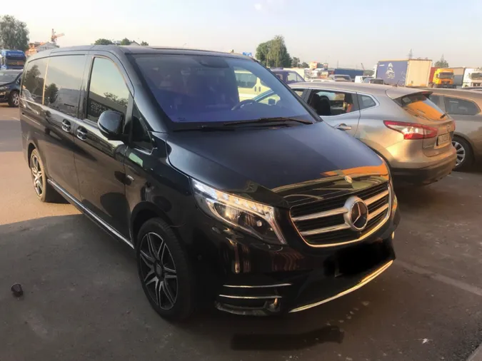 Через пункт пропуску «Луцьк» не пропустили Mercedes за півтора мільйона