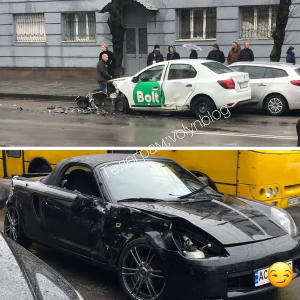 Центр Луцька паралізувала аварія за участю таксі (оновлено, відео)