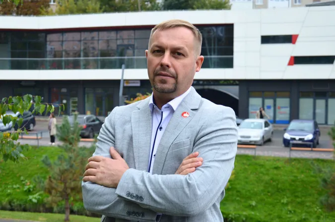 «Досить навчати інших. Потрібно самому йти у владу», – луцький політолог Михайло Наход (інтерв'ю, фото)