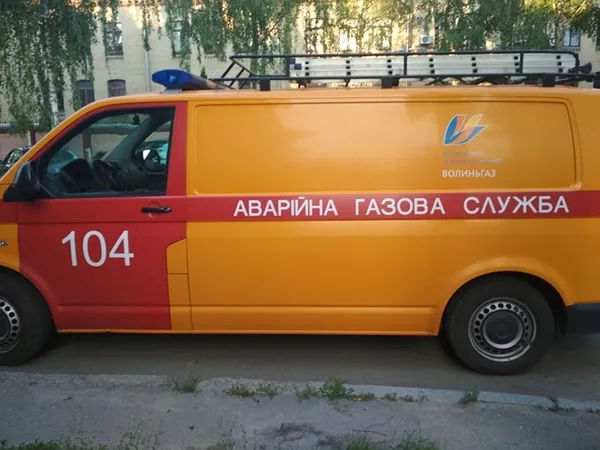 У Луцьку горить житловий будинок (фото, відео, оновлюється)