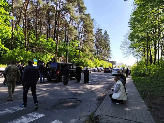 Дуже юний: у Луцькому районі попрощалися із воїном Юрієм Радчуком (фото)