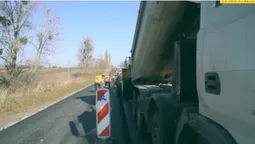 На Волині ремонтують дорогу, яка чекала цього десятиліттями (відео)