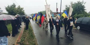 На Волині попрощалися з Героєм Володимиром Медведюком (фото)