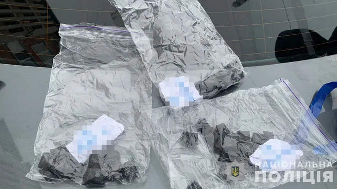 У Луцьку завдяки небайдужим містянам затримали групу «закладників» (фото)