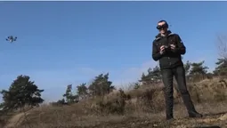 У Луцьку працює унікальна школа, в якій навчають керувати FPV-дронами (відео)