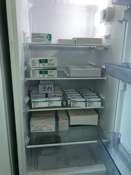 У Луцькій міській дитячій поліклініці провели перевірку на зберігання і введення вакцин