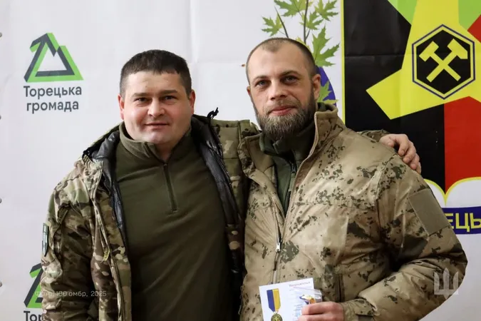 Бійців волинської «сотки» відзначили медалями «За оборону Торецької громади» (фото)