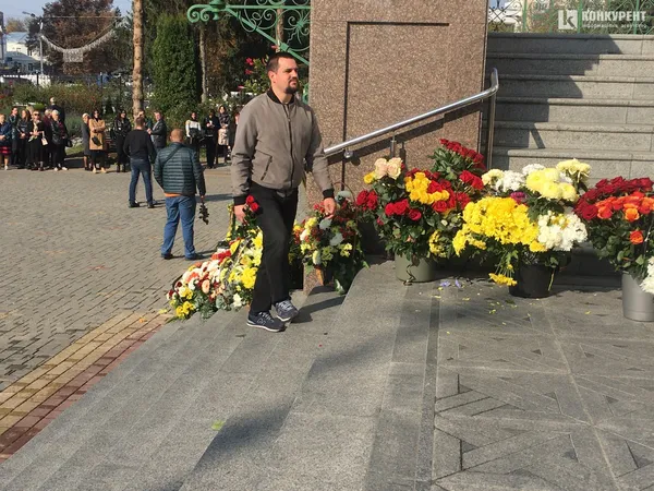 Лучани прощаються з Олексієм Веремійчиком у Свято-Троїцькому соборі (фото)