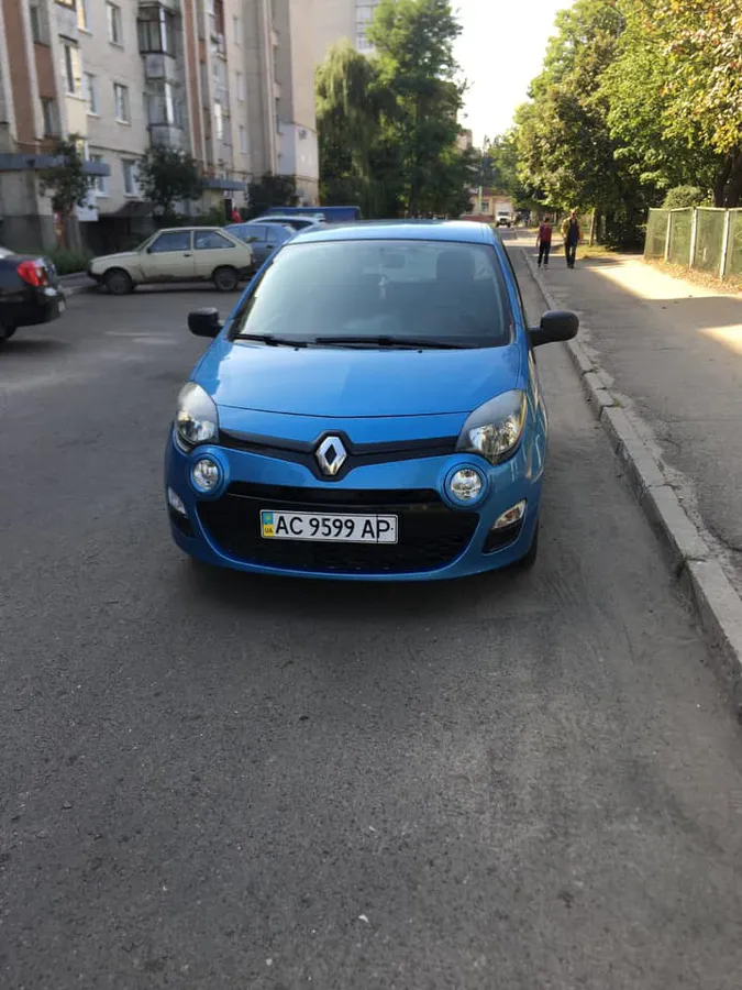 У Дерно вкрали автомобіль: просять допомогти в пошуку (фото)