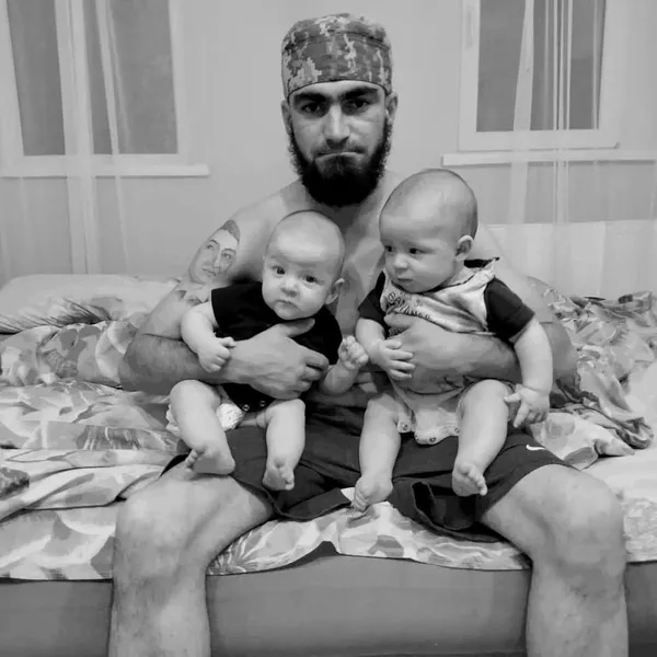 Жінка, яка під час удару по Богодухову втратила сімʼю, народила донечку (фото)
