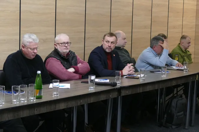 Суспільний договір під час війни: у Луцьку презентували «Гранд стратегію для України»