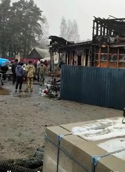 Що лишилося на місці світязького магазину після великої пожежі (фото)