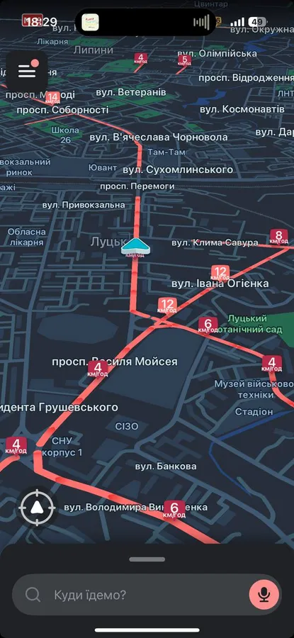 У Луцьку на Ковельській в аварію потрапили патрульні (відео)
