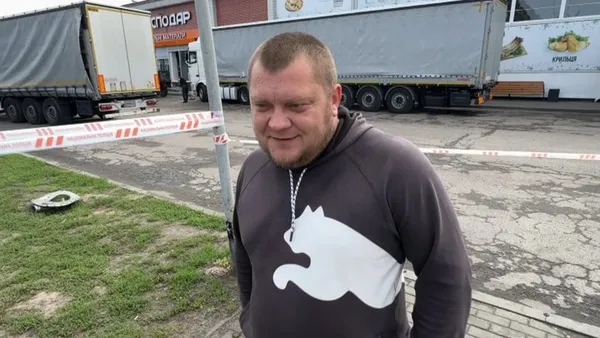 Згорілі фури, вирва на дорозі та вибиті вікна: наслідки удару по «Ягодину» (фото)