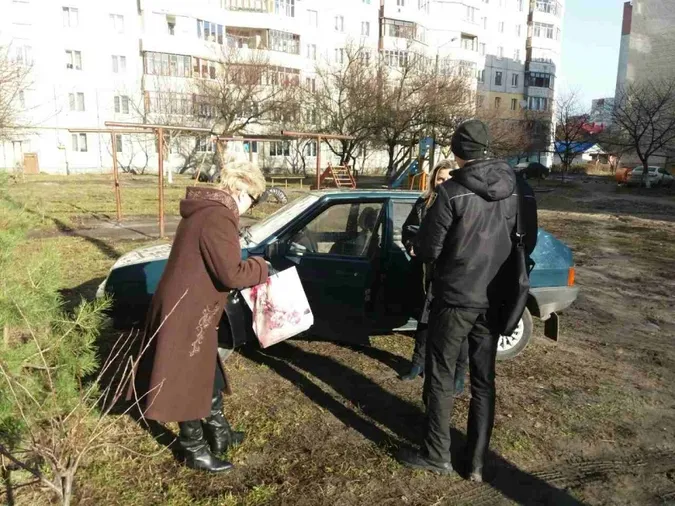 Лучани відповідатимуть за припарковані на газонах авто  (фото)