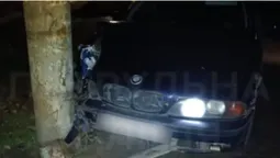 У Луцьку п'яний водій BMW утікав від поліції і в'їхав у стовп (відео)