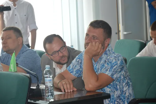 Депутати Ігор Поліщук та Олександр Кравченко