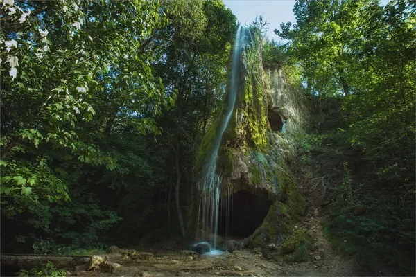 Топ найкращих водоспадів України (фото)