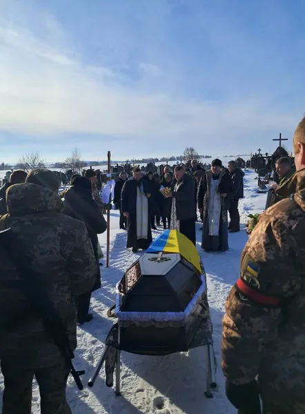 🕯 Загинув майже три роки тому: на Волині попрощалися з Героєм Олександром Оксенюком