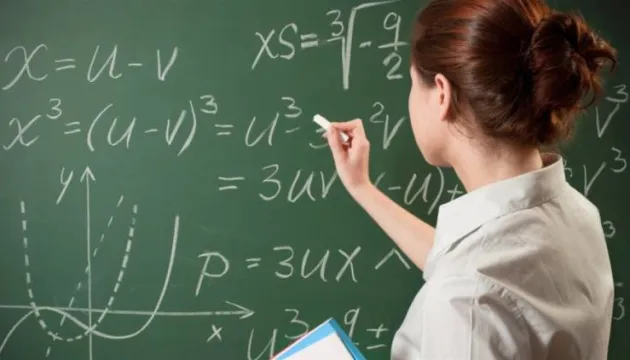 Більшість вчителів, які знаходяться за кордоном, планують повертатися в Україну, – опитування