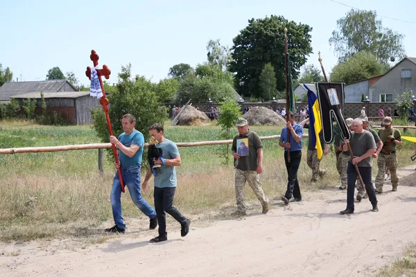 Загинув 8 місяців тому: на Волині попрощалися з воїном Анатолієм Янчуком (фото)