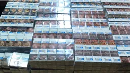 На Волині у вантажному поїзді виявили 12 ящиків контрабандного курива (фото, відео)