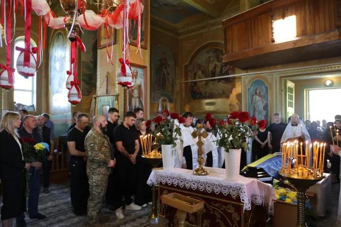 У Луцькій громаді попрощалися з Героєм Віктором Кицуном (фото)