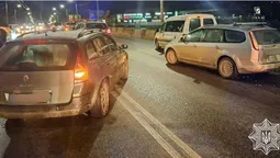 Одночасно кілька ДТП: деталі зіткнення автомобілів на мосту в Луцьку (фото)