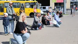 Луцьк навколішки попрощався з воїном Анатолієм Гончаревичем