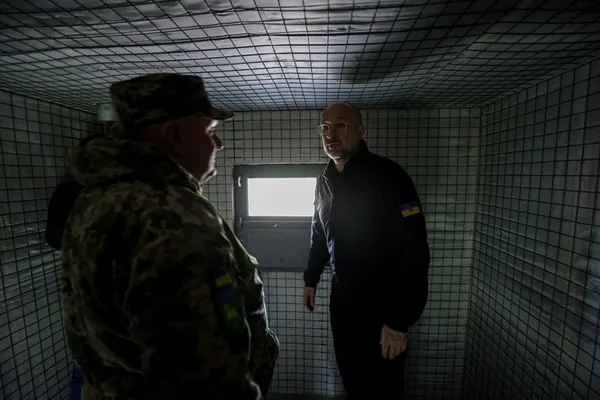 На Волинь приїхав прем'єр-міністр Денис Шмигаль – перевіряв будівництво фортифікаційних споруд (фото)