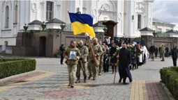 У Луцьку попрощалися з загиблим захисником Віталієм Шендриком (фото, відео)
