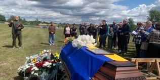 На Волині попрощалися з Героєм Олегом Черкасовим (фото)