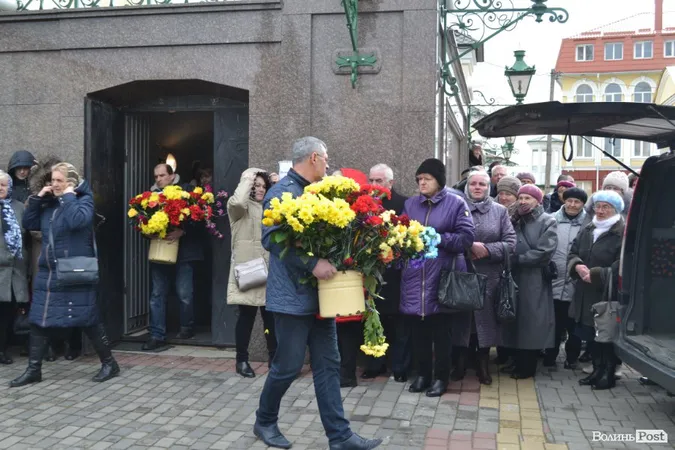 Луцьк прощався із журналістом Юрієм Яцюком (фото)
