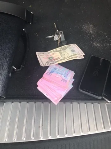 На Волині спіймали митника на хабарі за ввезення «євроблях»