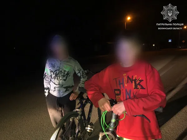 Не знали, як дістатися додому: під Луцьком заблукали двоє дітей (фото)