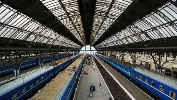 «Укрзалізниця» запроваджує новий графік руху поїздів