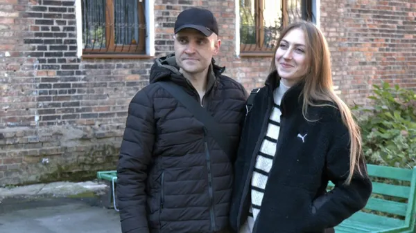 Чекали понад два роки: звільнений з полону волинянин зустрівся з родиною (фото, відео)