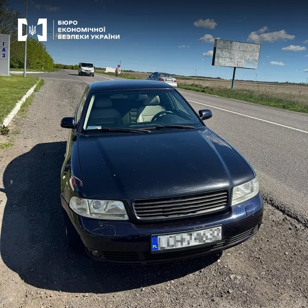 Волинянина судитимуть за продаж гуманітарних авто на понад 2 млн (фото)